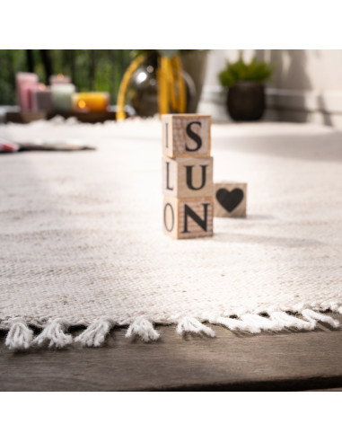 Nador 565 Ivory Rug – Elegant Durable Synthetic Carpet