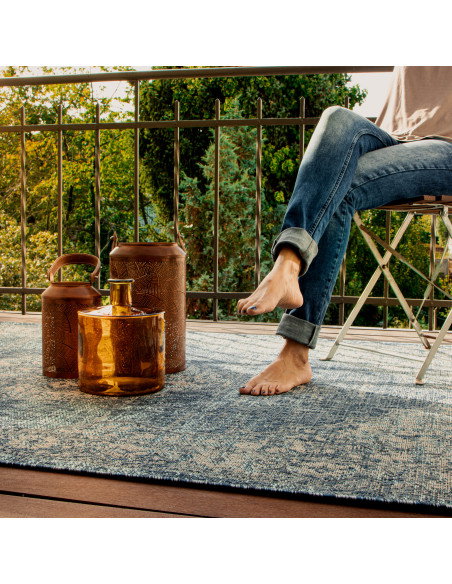 Nordic 875 Navy Vintage Rug – Durable & Stylish