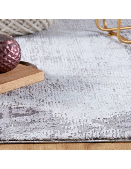Opal 912 Taupe Rug – Vintage Style & Durable Comfort