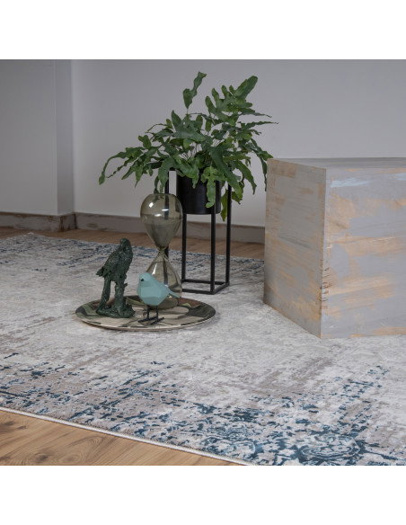 Vintage Aqua Rug with Soft Tones & Durable Comfort