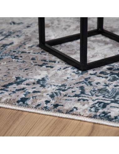 Vintage Aqua Rug with Soft Tones & Durable Comfort