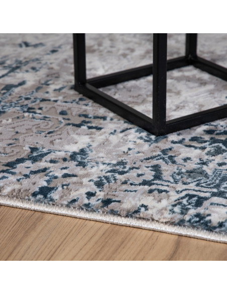 Vintage Aqua Rug with Soft Tones & Durable Comfort