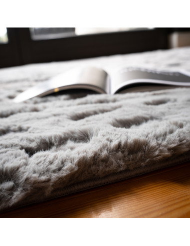 Valley 245 Silver Hand-Tufted Rug – Modern Luxury