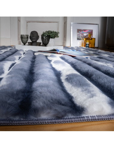 Waves 305 Blue Geometric Rug with Plush Texture