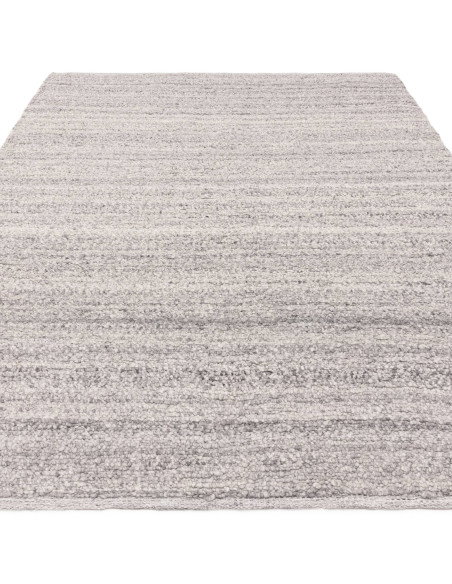 Tappeto Abbus Steel in poliestere, design boho chic e tinta unita, perfetto per ambienti moderni ed etnici con stile e comfort.