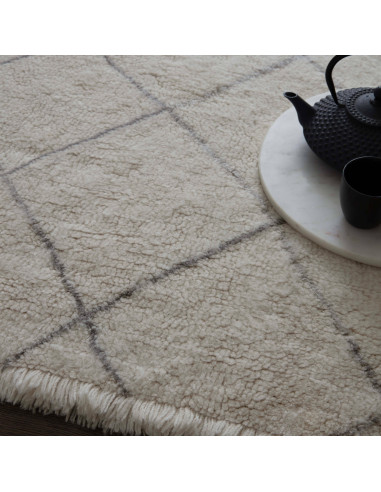 Tappeto Azera Berber Rhombus in lana naturale, stile boho chic con motivo geometrico, perfetto per ambienti moderni ed etnici,