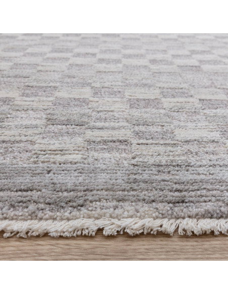 Tappeto Laurent LA02 Grey/Silver: eleganza moderna e stile boho chic, perfetto per ambienti contemporanei con un tocco etnico r