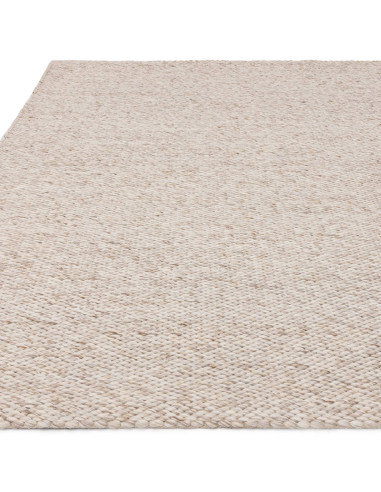 Tappeto Zander Oyster: elegante e artigianale, perfetto per ambienti boho chic. Morbido, resistente e facile da pulire, disponi