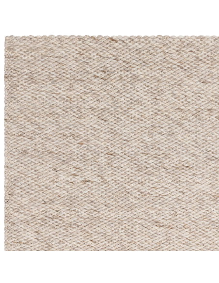 Tappeto Zander Oyster: elegante e artigianale, perfetto per ambienti boho chic. Morbido, resistente e facile da pulire, disponi
