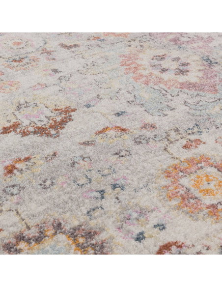 Tappeto Flores Mina FR02: eleganza classica e colori delicati per ambienti raffinati. Perfetto mix di stile tradizionale e comf
