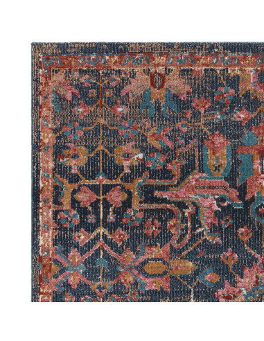 Tappeto classico Zola Evin con motivo persiano e colori ricchi, facile da pulire e perfetto per ambienti tradizionali e moderni