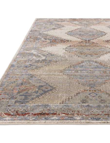 Elevate your home with the Zola Lisar classic rug, featuring a timeless Persian pattern and durable, easy-care synthetic fibers