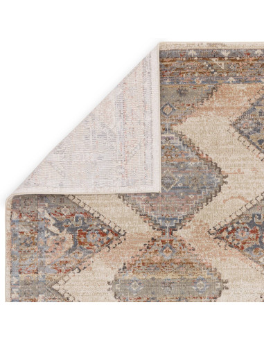 Elevate your home with the Zola Lisar classic rug, featuring a timeless Persian pattern and durable, easy-care synthetic fibers