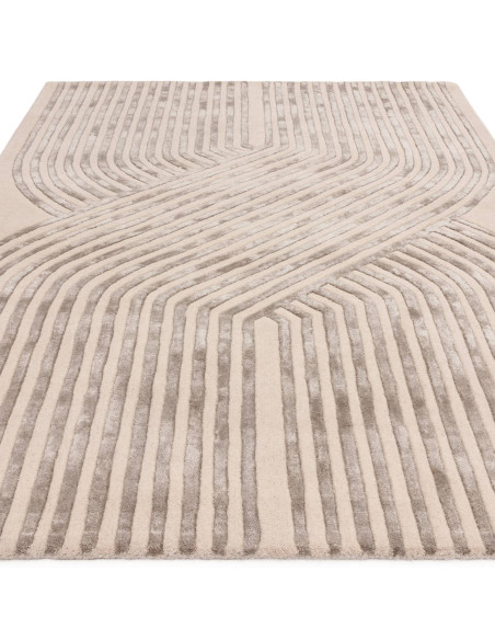 Tappeto Matrix Solsitice Ivory: design moderno e materiali naturali per un soggiorno elegante e accogliente. Perfetto tra i tap