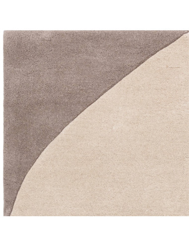 Tappeto Reef RF24 Mid Century Grey: design moderno e materiali naturali per un soggiorno elegante e confortevole. Perfetto tra