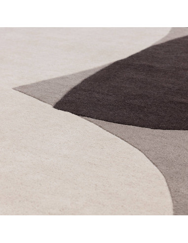 Tappeto Reef RF24 Mid Century Grey: design moderno e materiali naturali per un soggiorno elegante e confortevole. Perfetto tra