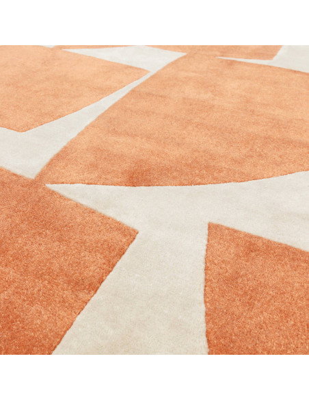 Tappeto Romy 05 Kite Orange: design geometrico moderno, colori caldi e comfort per un soggiorno contemporaneo unico e raffinato