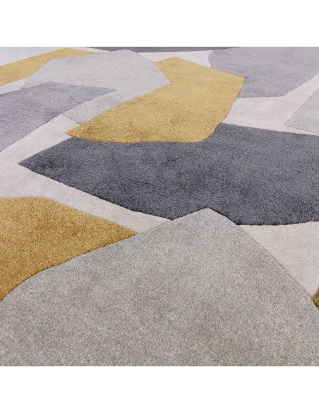 Tappeto Romy 10 Element Ochre: design geometrico moderno, resistente e confortevole, perfetto per soggiorni contemporanei e amb