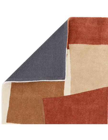 Tappeto Romy 13 Papercut Red: design moderno e geometrico, perfetto per soggiorni contemporanei con stile e comfort duraturo.