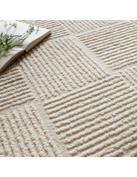 Tappeto Zennith Grid in lana naturale, design geometrico moderno, perfetto per ambienti luminosi e raffinati. Ideale tra i tapp