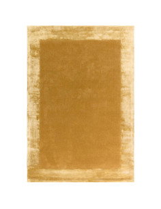 Tappeto Ascot Gold: eleganza minimalista e tinta unita, morbido e resistente, perfetto per ogni ambiente moderno e raffinato.