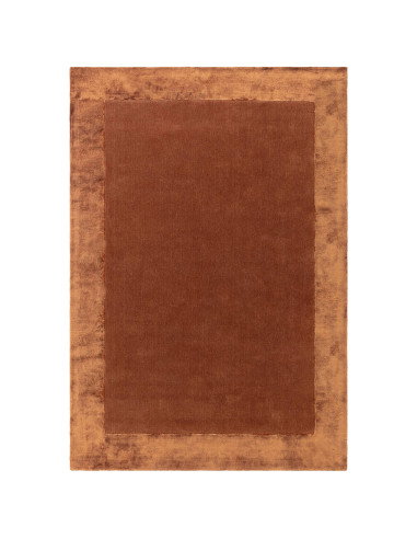 Tappeto minimal Ascot Rust in tinta unita ruggine, morbido e resistente, perfetto per ambienti moderni con un tocco di eleganza