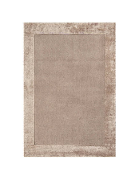 Tappeto Ascot Sand: eleganza minimalista e comfort, tinta unita sabbia, perfetto per ambienti moderni e raffinati. Facile da pu