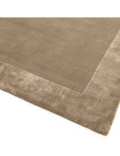 Tappeto Ascot Taupe: eleganza minimalista e comfort, perfetto per ogni ambiente con design tinta unita e materiali naturali di 2
