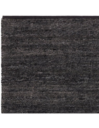Tappeto Birkdale Indigo in lana e poliestere, tinta unita blu scuro, perfetto per ambienti minimal con stile e comfort duraturo