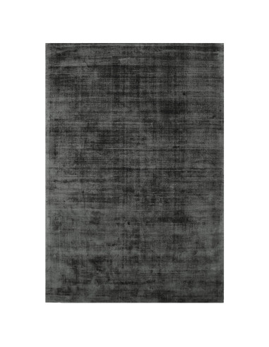 Tappeto tinta unita Blade Charcoal in viscosa naturale, design minimalista e comfort unico per ambienti eleganti e moderni.