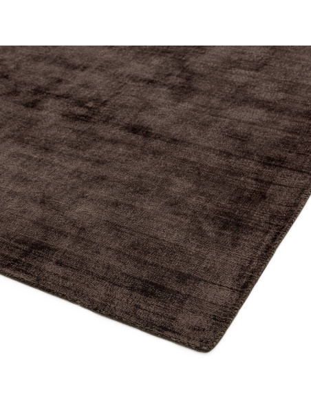 Elevate your space with the Blade Chocolate rug, a handcrafted minimalist rug featuring a soft viscose texture and timeless neu