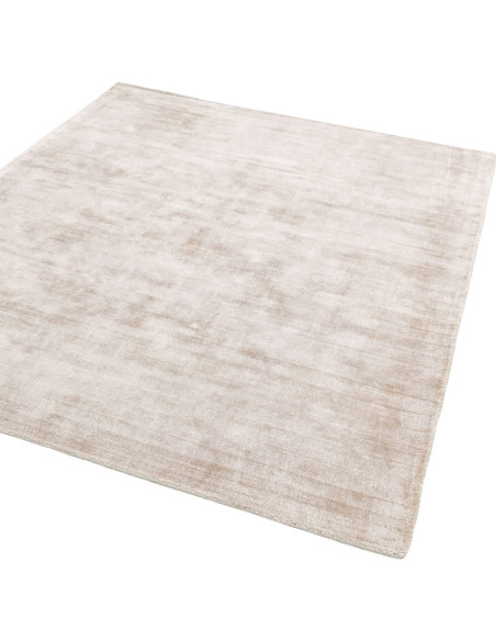 Elevate your space with the Blade Putty rug, a minimalist rug in a soft neutral tone, crafted from natural viscose for lasting