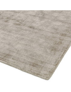 Tappeto Blade Smoke: eleganza e comfort in viscosa naturale, perfetto per ambienti minimal con design tinta unita e facile manu 2