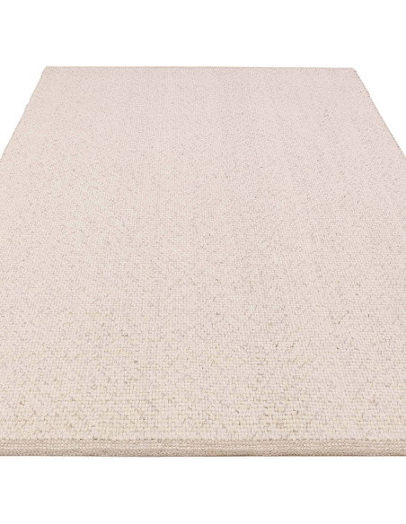 Tappeto Finley Ivory Marl: eleganza tinta unita, design minimal e comfort artigianale per ambienti moderni e raffinati. Facile