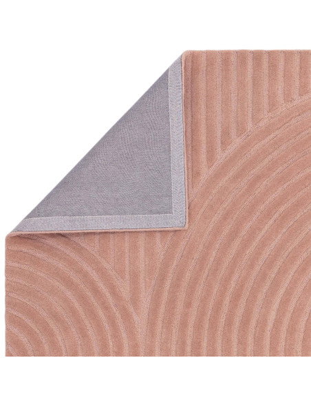 Tappeto Hague Blush in lana naturale, design geometrico minimal e tinta unita rosa cipria, morbido, resistente e facile da puli