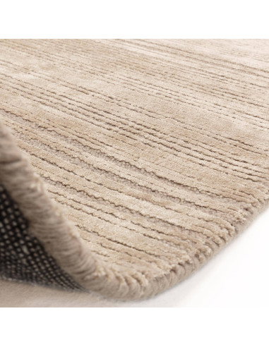Tappeto Henley Sand: eleganza minimalista tinta unita, morbido e resistente, perfetto per valorizzare ogni ambiente con stile e