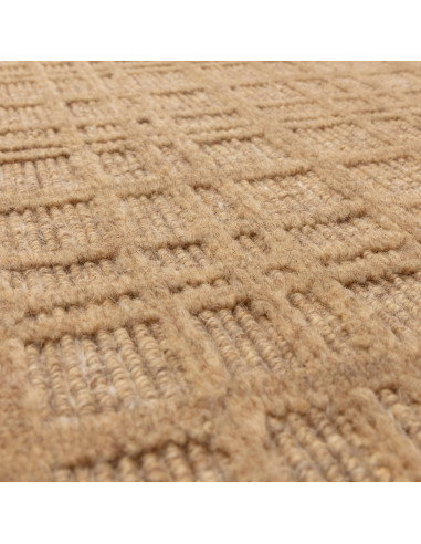 Tappeto minimal Thatch Honey in lana e poliestere, design geometrico e tinta unita, perfetto per ambienti moderni e accoglienti