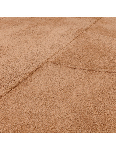 Tappeto tinta unita Tova Clay: eleganza minimal, comfort e resistenza per ogni ambiente. Facile da pulire, perfetto per uno sti