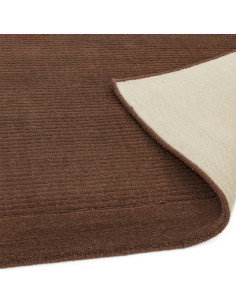 Tappeto York Chocolate in lana naturale, design minimalista e tinta unita, perfetto per ambienti moderni e accoglienti. Eleganz 2