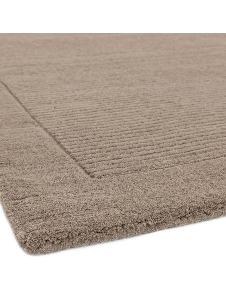 Tappeto York Taupe in lana naturale, minimal e tinta unita, perfetto per un ambiente elegante, confortevole e dal design raffin