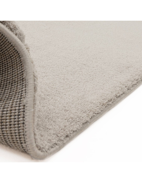 Tappeto Como Silver: eleganza e comfort con pelo lungo soffice, perfetto per ambienti moderni. Facile da pulire e disponibile i