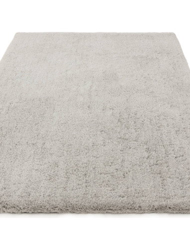 Tappeto Opulence Silver in pelo lungo, morbido e raffinato, ideale per aggiungere comfort ed eleganza a ogni ambiente moderno.