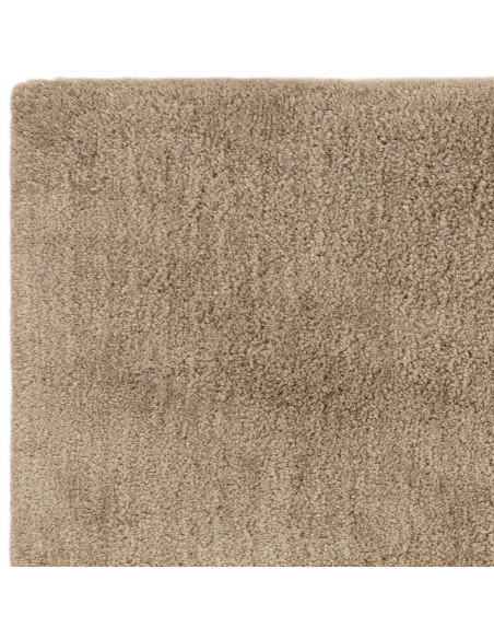 Tappeto Opulence Taupe: eleganza e comfort con pelo lungo, facile da pulire e resistente. Perfetto per ogni ambiente moderno e