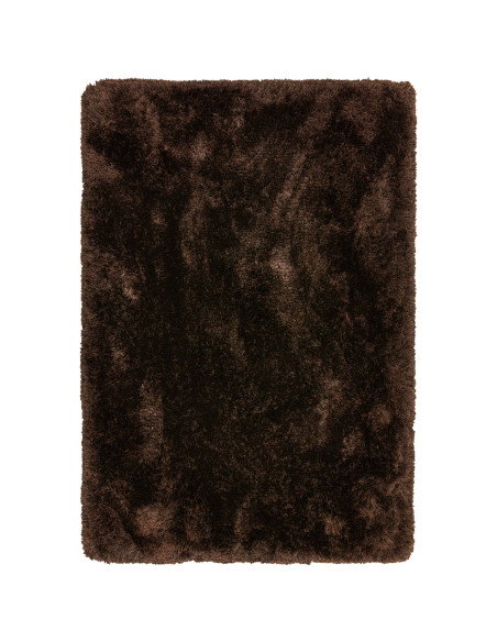Add warmth and luxury to any room with this Plush Dark Chocolate shaggy rug, featuring a soft, dense pile and easy maintenance
