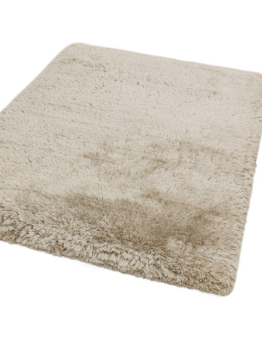 Experience ultimate comfort and style with the Plush Pearl shaggy rug—soft, durable, and handcrafted for a luxurious touch in a