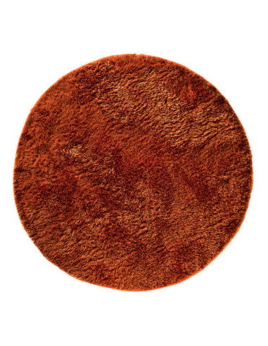 Add warmth and luxury to any room with the Plush Rust shaggy rug—soft, durable, and hand-made for lasting comfort and style.