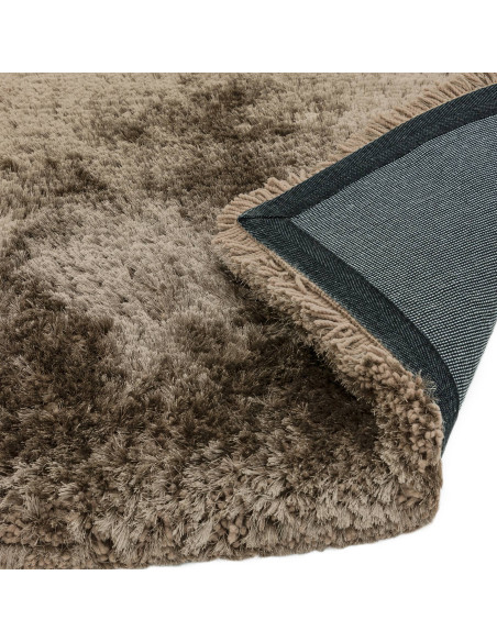 Add warmth and luxury to any room with the Plush Taupe shaggy rug—soft, durable, and perfect for stylish, cozy living spaces.