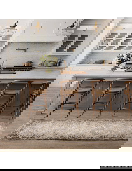 Kuza Border Beige: tappeto moderno elegante con effetto seta, morbido e resistente, perfetto per ambienti raffinati e luminosi.