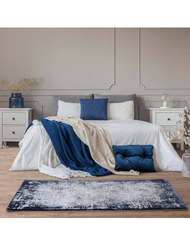 Tappeto Kuza Border Navy: design moderno elegante con effetto cornice, resistente e luminoso, perfetto per ambienti raffinati e