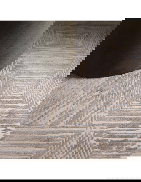 Discover the Kuza Portrait Beige rug, a modern luxury rug with a silk look finish and geometric stripes for stylish, durable el